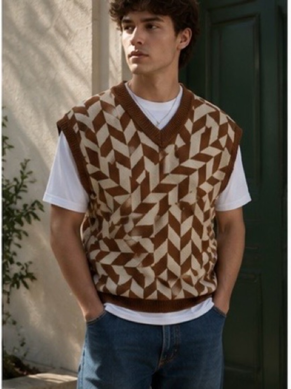 ASOS Design Men’s Geometric Chevron Sweater Vest Brown Cream XS Retro